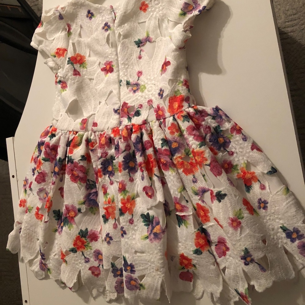 COPY - Halabaloo Dress 18m White, Floral Design &…
